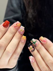 -桃色美甲沙龙