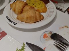 蒜香面包-斗牛士牛排餐厅(嘉里汇店)