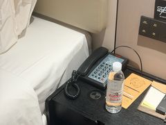 -深圳罗湖东门步行街亚朵X酒店