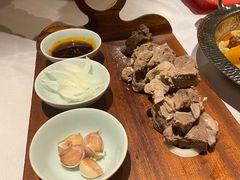 招牌海盐手抓-丝路金桃·新疆菜(徐汇店)