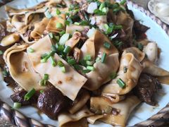 -壹阁胡羊焖饼(特色小吃街店)
