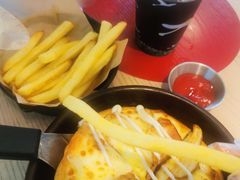 -必胜客(联投东方店)