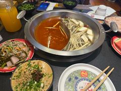 -沸炉重庆老火锅(军事博物馆店)