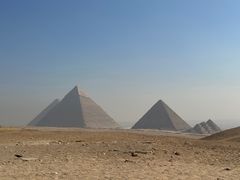 -吉萨金字塔群