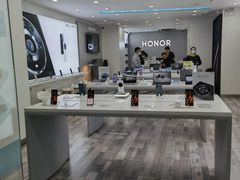 -荣耀授权专卖店(黄浦浙江中路店)