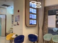 -维乐口腔(美维云门诊陆家嘴店)