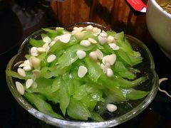 西芹杏仁-宛平李记小吃(东关街店)