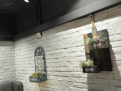 -西语炭烧牛排·西厨(石龙店)