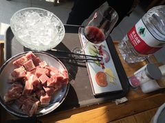 -毛辣果·贵州红酸汤牛肉火锅(西单店)