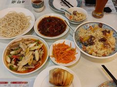 -汗腾格里·风味餐厅(新疆驻京办店)