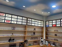 -豪门视光·星趣控·蔡司依视路眼镜代理商(中央大街店)