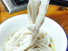 -章记正宗南岗鱼蛋火锅