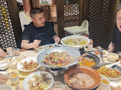 -房县土本味土鸡汤特色餐厅(沌口店)