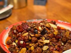 辣子鸡-柴窝堡22号辣子鸡·传承新疆菜