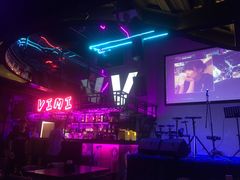 -vimi便利店酒吧