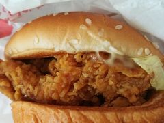 -麦当劳(展览路店)