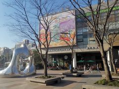 -证大大拇指广场(芳甸路店)