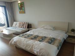 -智住·海景公寓(小径湾店)