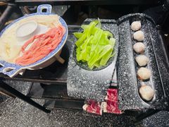 -哥老官重庆美蛙鱼头(西湖银泰十一哥店)