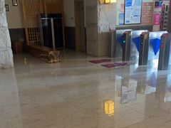 -菲拉拉漫温泉(东环路店)