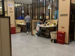-七欣天香辣蟹火锅(闵行浦江欢乐颂店)