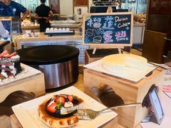 -大中华希尔顿酒店-念自助餐·嗨啤·小龙虾