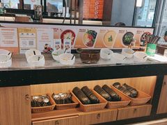 -呷哺呷哺(常营华联店)