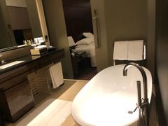 -广州天河希尔顿酒店