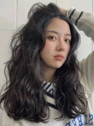 -十六番发型师事务所