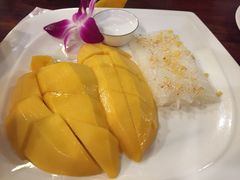 -Dang restaurant (patong phuket)