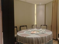 -闫府私房菜·百年鲁菜(恒隆店)