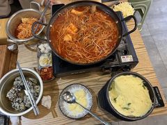 -吴草鸡爪오초닭발韩食堂(融恒盈嘉中心店)
