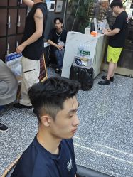 -藤野造型专业烫染接发