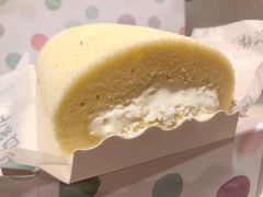 榴莲蛋糕卷-小西家作(富力爱丁堡店)