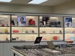 -潘多拉眼镜·蔡司依视路明月(潘家园店)