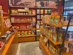 零售区-茶理宜世(岭南站NOVA店)