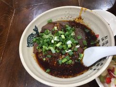 -杨三娘跷脚牛肉(羊子山西路店)