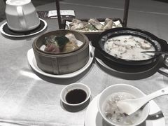 -广州中心皇冠假日酒店·百粤楼