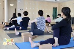 -酉嘉瑜伽YO+YOGA