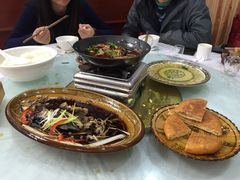 -乡土特色.冷锅鱼.牦牛肉汤锅