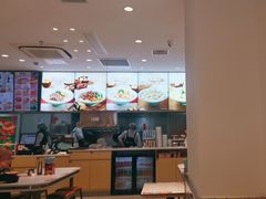 -小杨生煎(金山百联购物中心3楼店)
