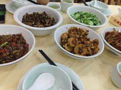 -笨罗卜浏阳菜馆(龙华鹏润达店)
