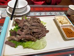 手抓牦牛肉-如意林卡藏餐吧 (九寨沟店)