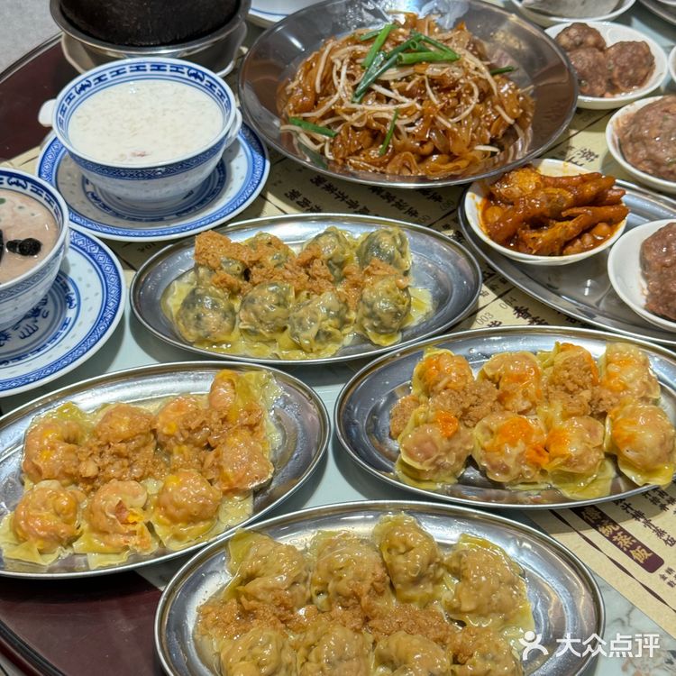 南雄排队王!潮汕薄皮蒸饺!