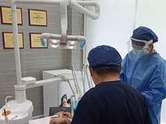 -上海仁爱医院口腔科 · 种植