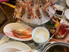 -雍和会海鲜姿造自助(湖东路店)
