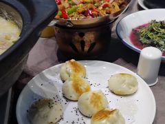 -香山湖家家宴(中山陵店)