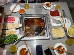 -海底捞火锅(高新万达店)