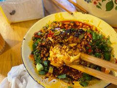 -拈签一笑黄牛肉辣卤串串