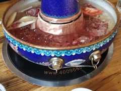 -毛辣果·贵州红酸汤牛肉火锅(西单店)